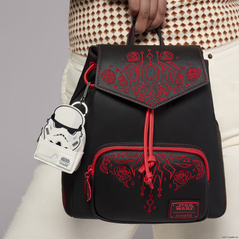 STAR WARS Mystery Mini Backpack Keychain Charm LFlifestyle1 view 2